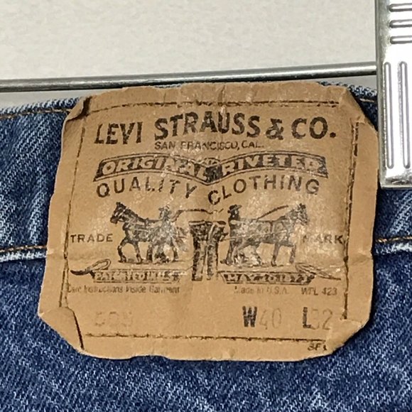 Vintage Levi's Men's Straight Jeans. (Tag says 40 but they measure at 38) - Picture 7 of 7